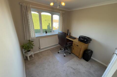 Bedroom 3.JPG