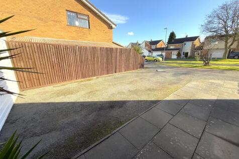 Driveway.JPG