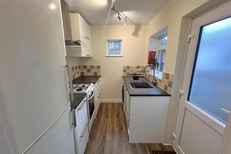 Kitchen A.JPG
