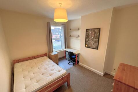 Rear Bed A.JPG