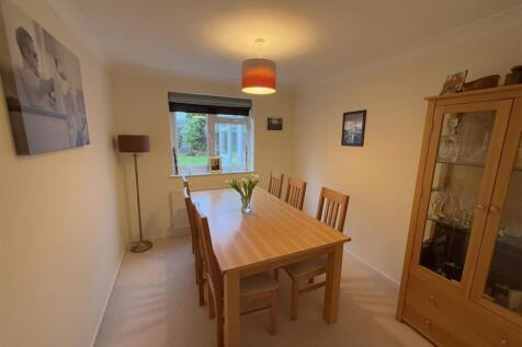 Dining Room.JPG