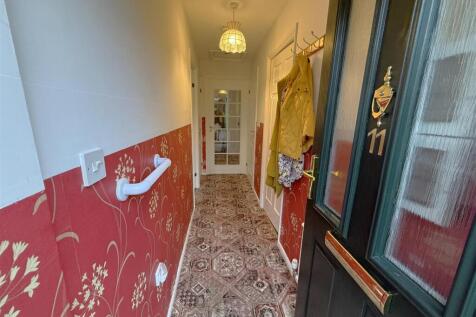 Entrance Hall.JPG