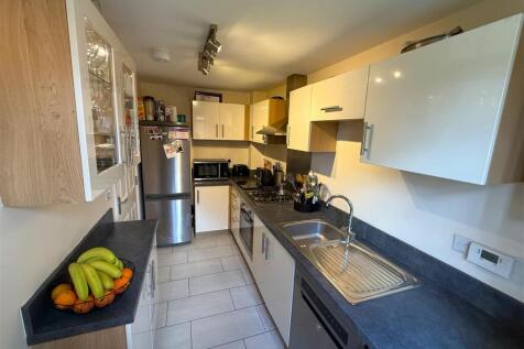 Kitchen A.JPG