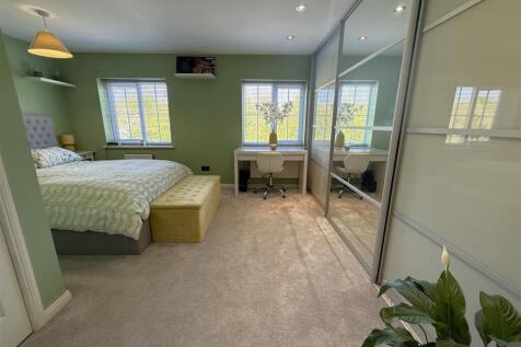 Bedroom 1B.JPG