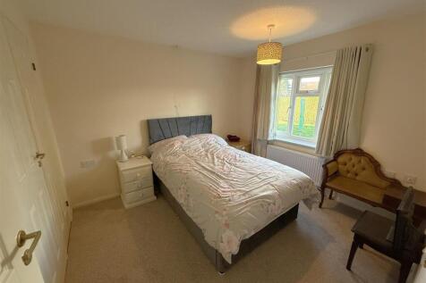 Bedroom 1A.JPG