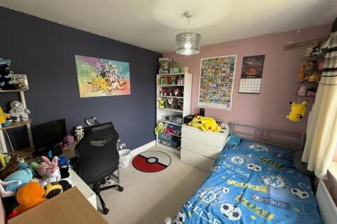 Bedroom 3.JPG