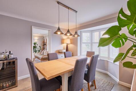 Dining Room.jpg