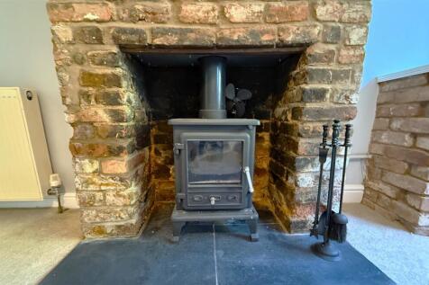 Log Burner.JPG