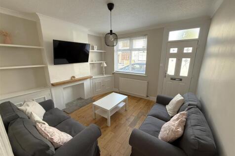 Living Room B.JPG