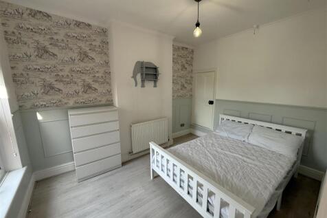 Bedroom 2A.JPG