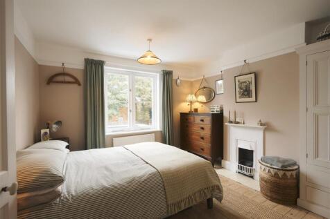 Bedroom 1A.jpg