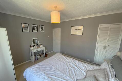 Bedroom 1B.JPG