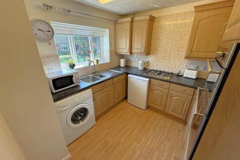Kitchen.JPG