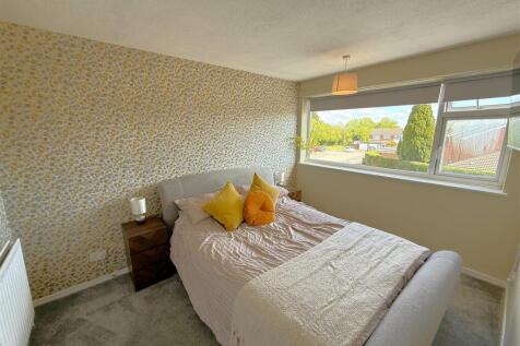 Bedroom 1A.JPG
