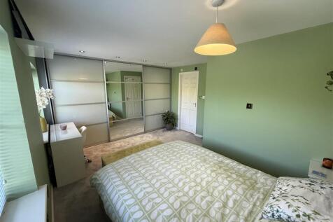 Bedroom 1A.JPG