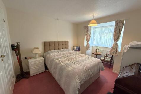 Bedroom 1A.JPG