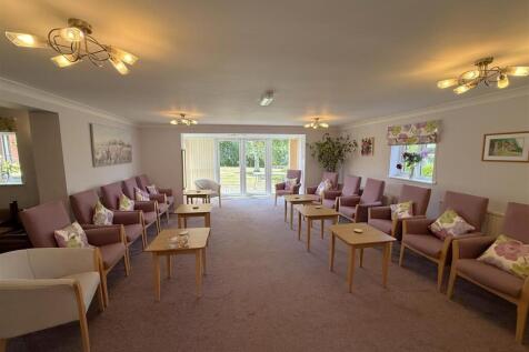 Residents Lounge A.JPG