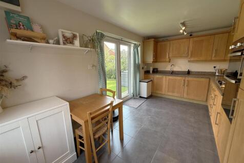 Kitchen B.JPG