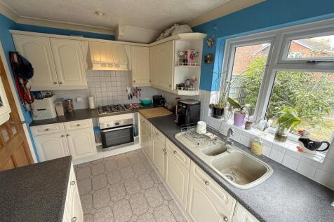 Kitchen B.JPG