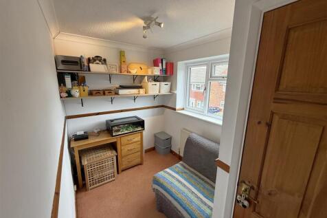 Bedroom 3.JPG