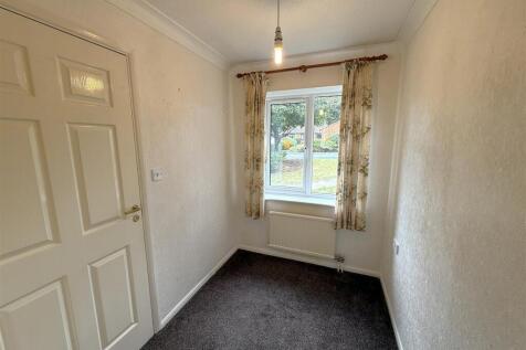Bedroom 2A.JPG