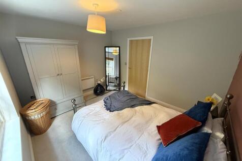 Bedroom 1B.JPG