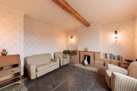 Living Room B.jpg