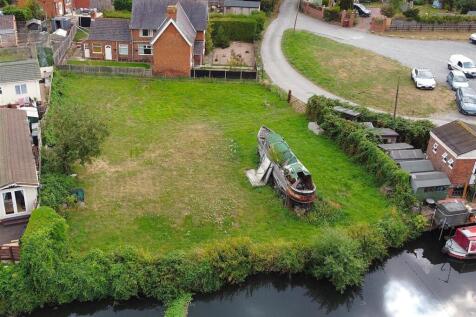 Aerial - House &amp; Paddock.JPG