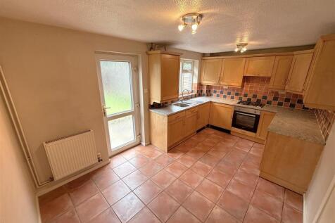 Kitchen Diner A.JPG