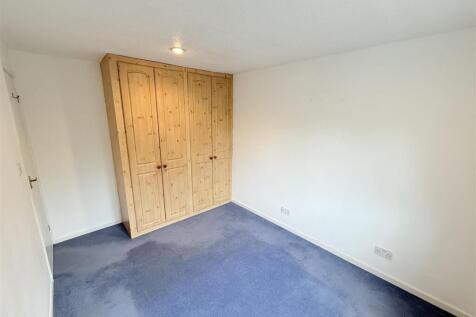 Bedroom 1B.JPG