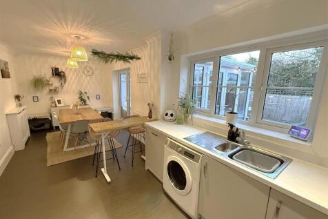 Kitchen Dining A.JPG