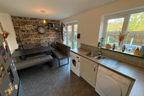 Kitchen Dining A.JPG