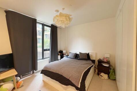dd77cbd3-8ccd-49b5-bcf5-bed11fbc3301.jpg