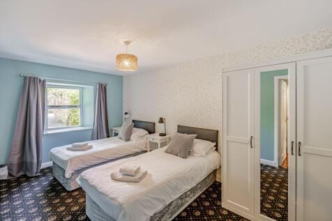 Crawickfoot Lodge interior