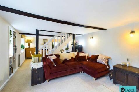 Living/Dining Area 