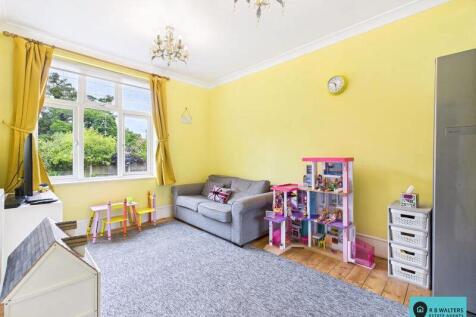 Breakfast Room/Playroom