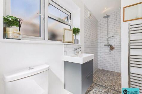 Downstairs Bathroom