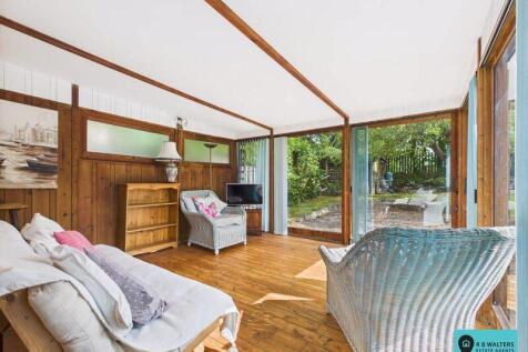 Sun Room / Studio 
