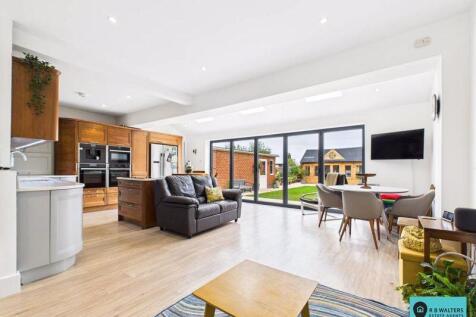 Kitchen/Diner/Family Room