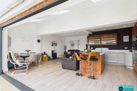 Kitchen/Diner/Family Room