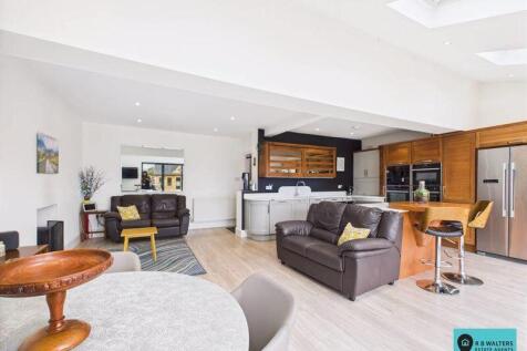 Kitchen/Diner/Family Room