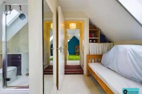Dressing Room/Bedroom