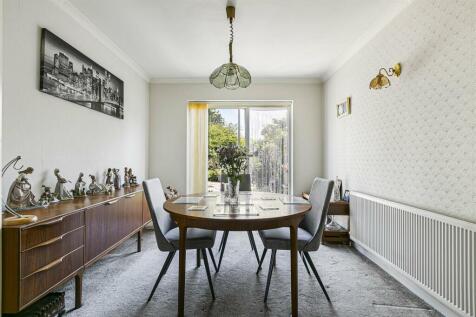 Coolgardie Road Dining.jpg