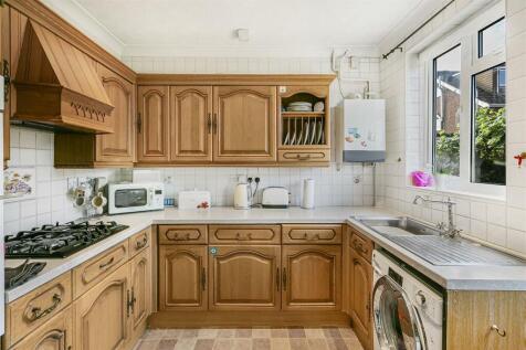 Kitchen  Cambridge Road.JPG