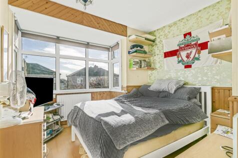 Avondale Road - Bedroom2.jpg