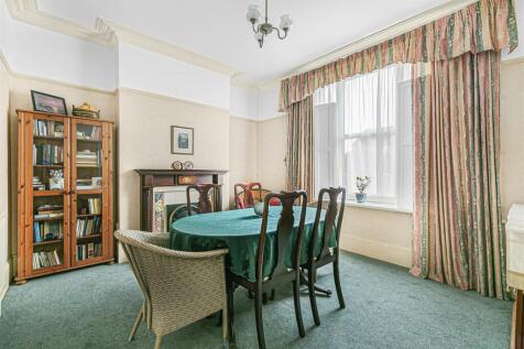 Dining  Stanwell Road.jpg