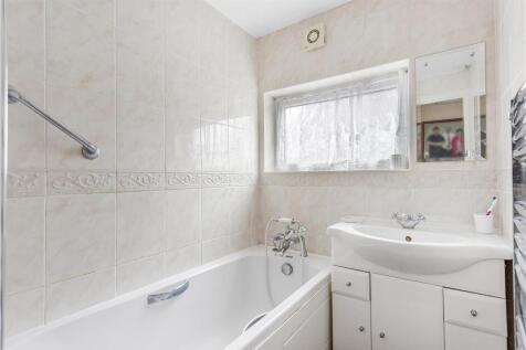 Ruggles Brise Reception Bathroom.jpg