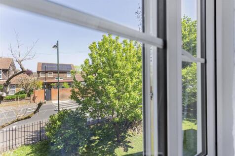View Langridge Mews.JPG