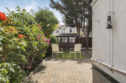 Thetford Patio.jpg