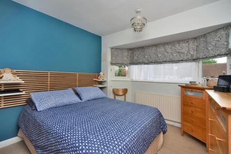 Master Bedroom Fulwell Park.jpg
